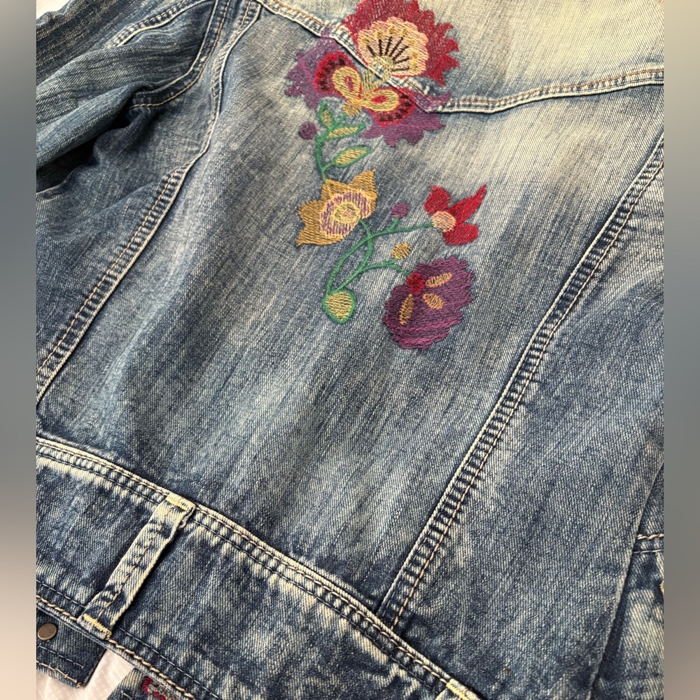Embroidered Denim Jacket - Picture 11 of 16